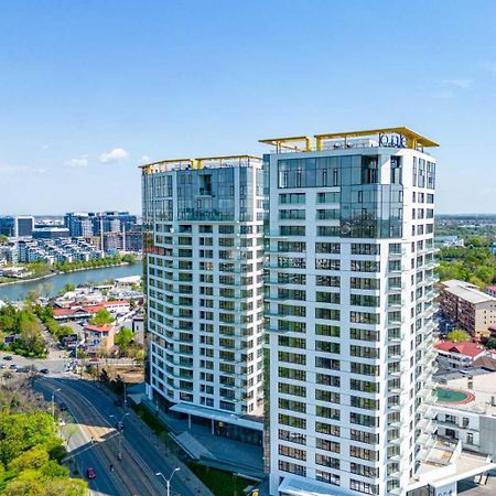 One Verdi Park Exclusive Apartments - Panoramic View & Private Parking Bukarest Eksteriør billede