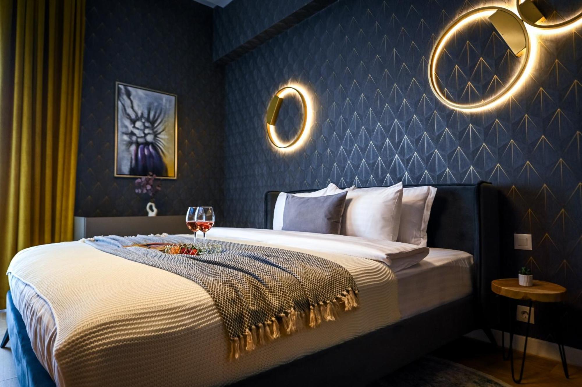 One Verdi Park Exclusive Apartments - Panoramic View & Private Parking Bukarest Værelse billede