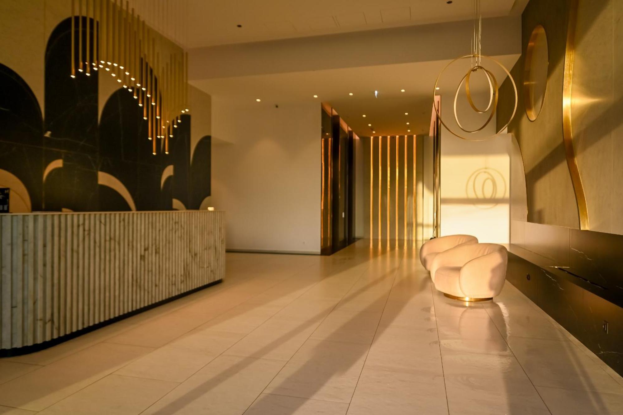 One Verdi Park Exclusive Apartments - Panoramic View & Private Parking Bukarest Eksteriør billede