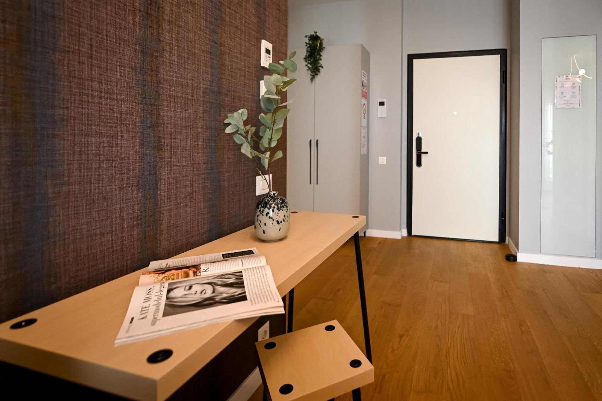 One Verdi Park Exclusive Apartments - Panoramic View & Private Parking Bukarest Værelse billede